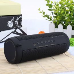 Outdoor waterproof bluetooth speaker Wireless Bluetooth subwoofer outdoor portable Bluetooth audio (Color: Black)